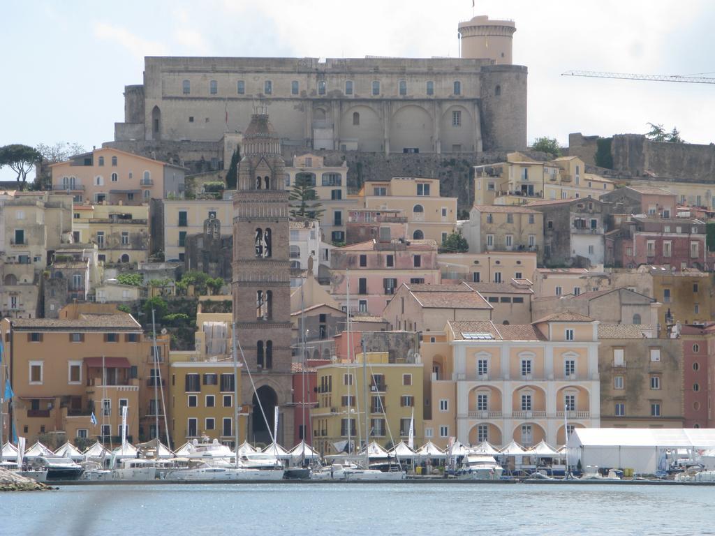 Vila Il Nido Dei Gemelli Formia Exteriér fotografie