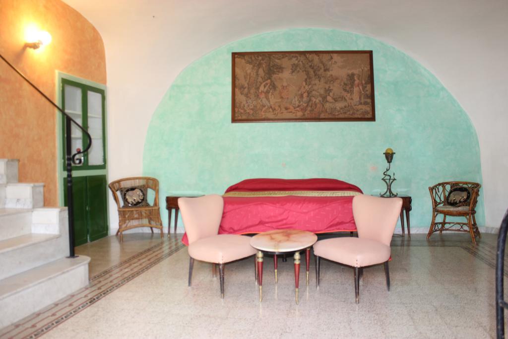 Vila Il Nido Dei Gemelli Formia Exteriér fotografie